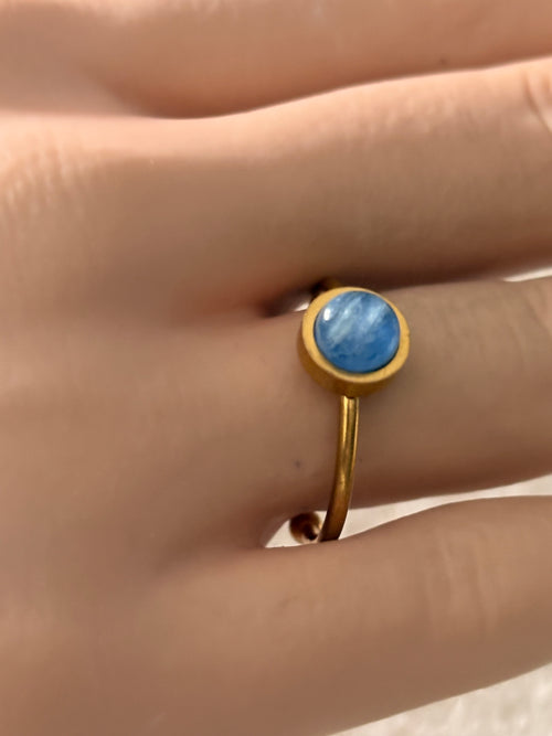 Bague fine cyanite bleue