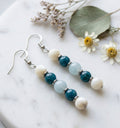 Boucles nacre, apatite bleue et aigue-marine