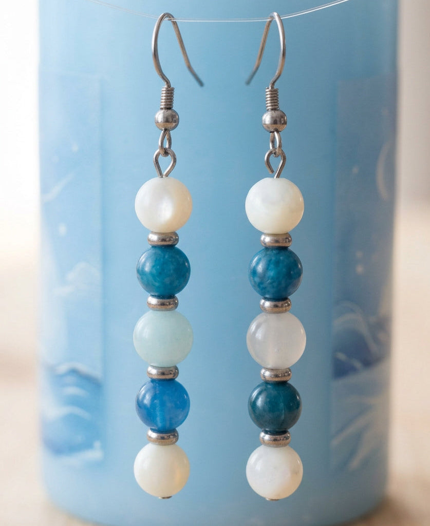 Boucles nacre, apatite bleue et aigue-marine