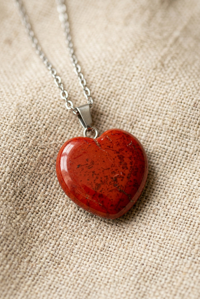 Pendentif cœur jaspe rouge